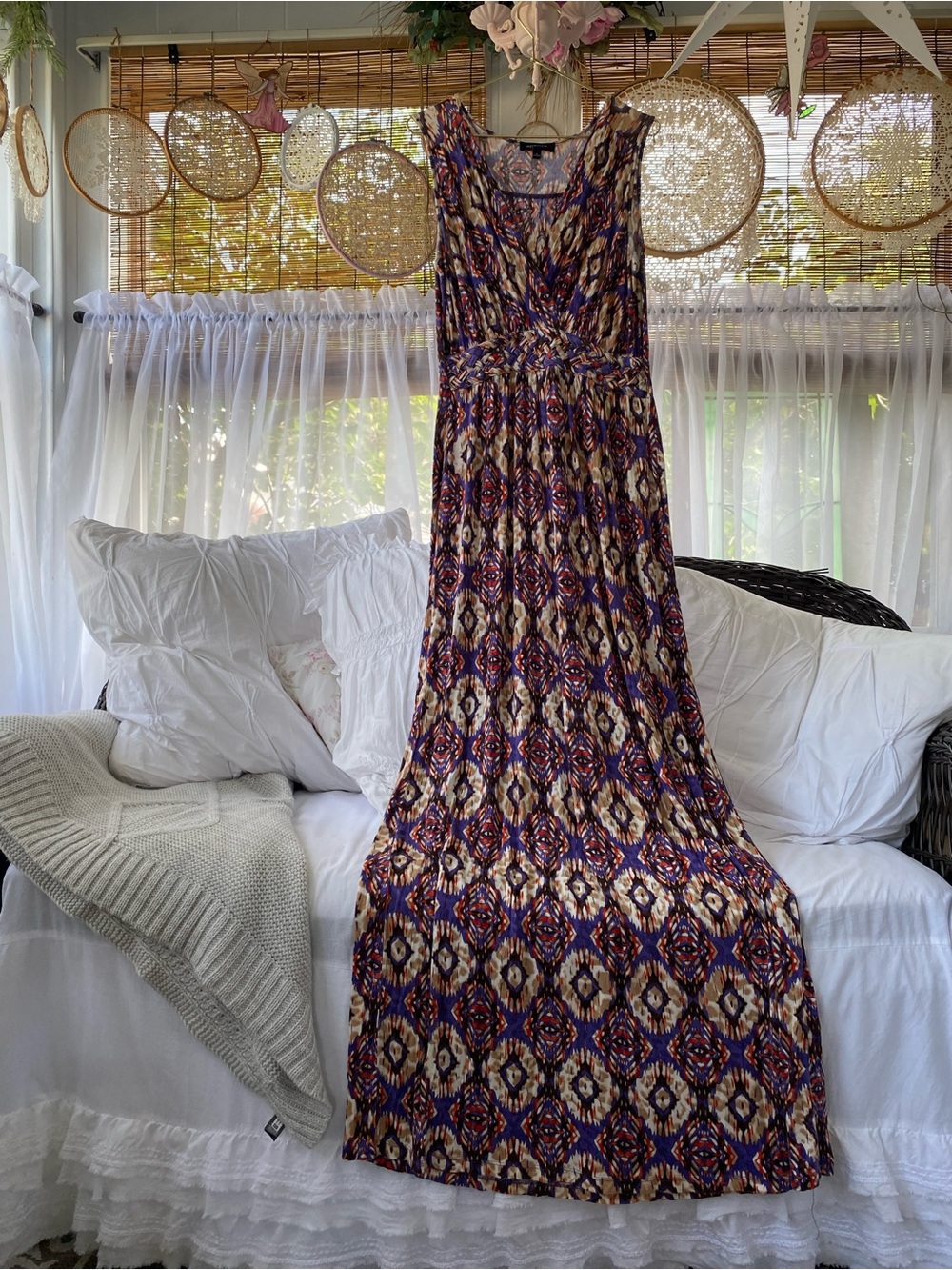 V-neck Maxi Dress